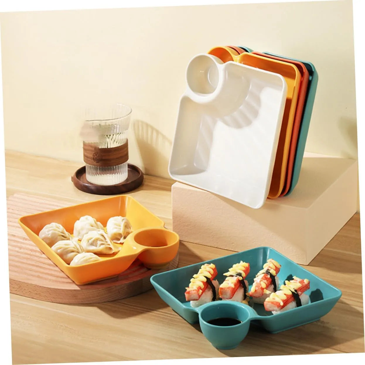 Dip Plate with Integrated Sauce Compartment – No More Mess